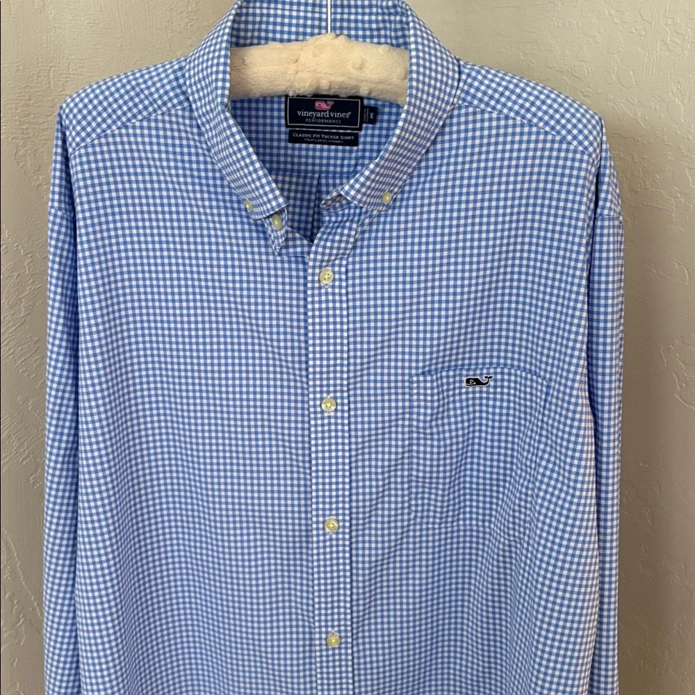 Men’s Vineyard Vines performance Tucker shirt. - Picture 4 of 15